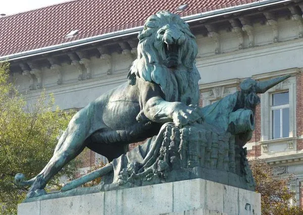 Kép: 1014px-Przemysl_--600x426.webp