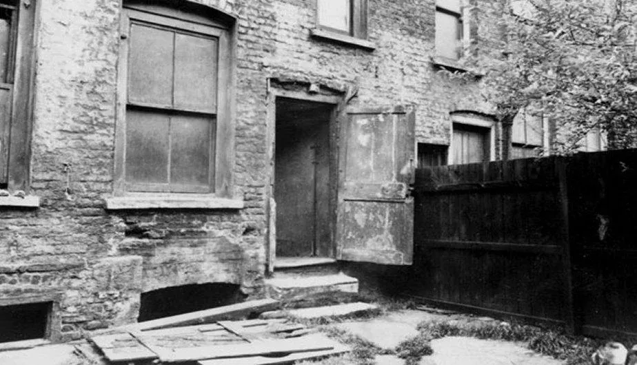 29_Hanbury_Street.webp