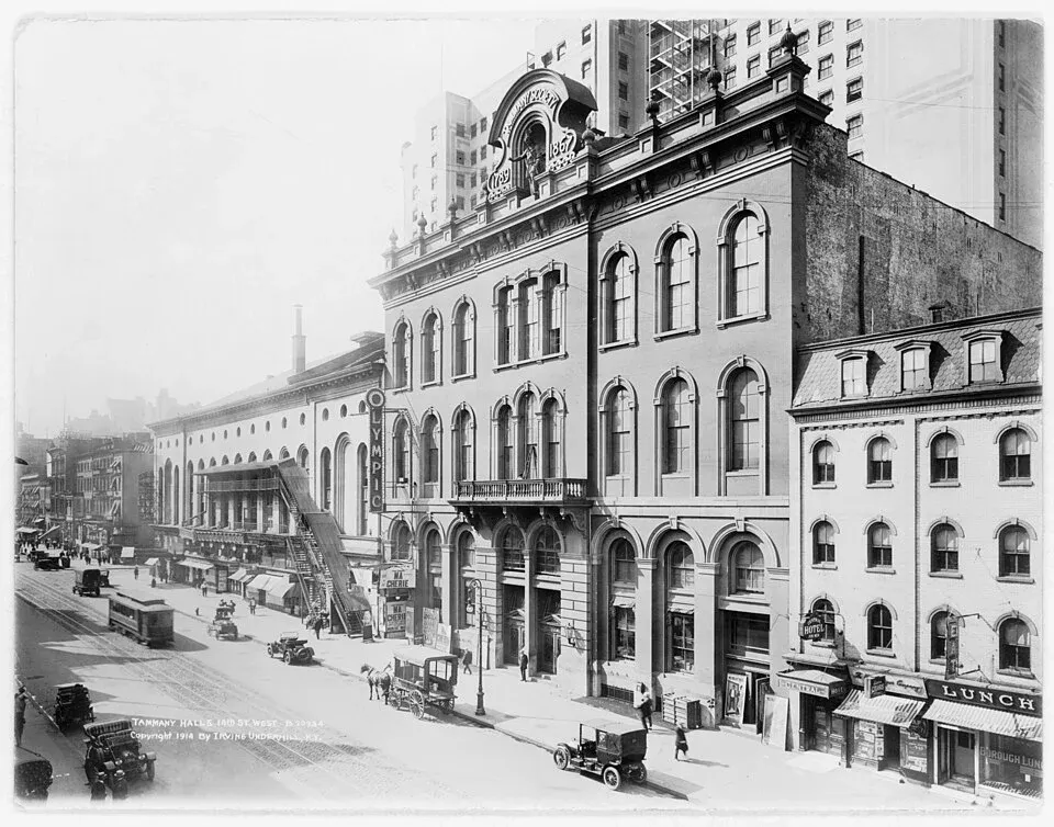 960px-Tammany_Hall_LC-USZ62-101734.webp