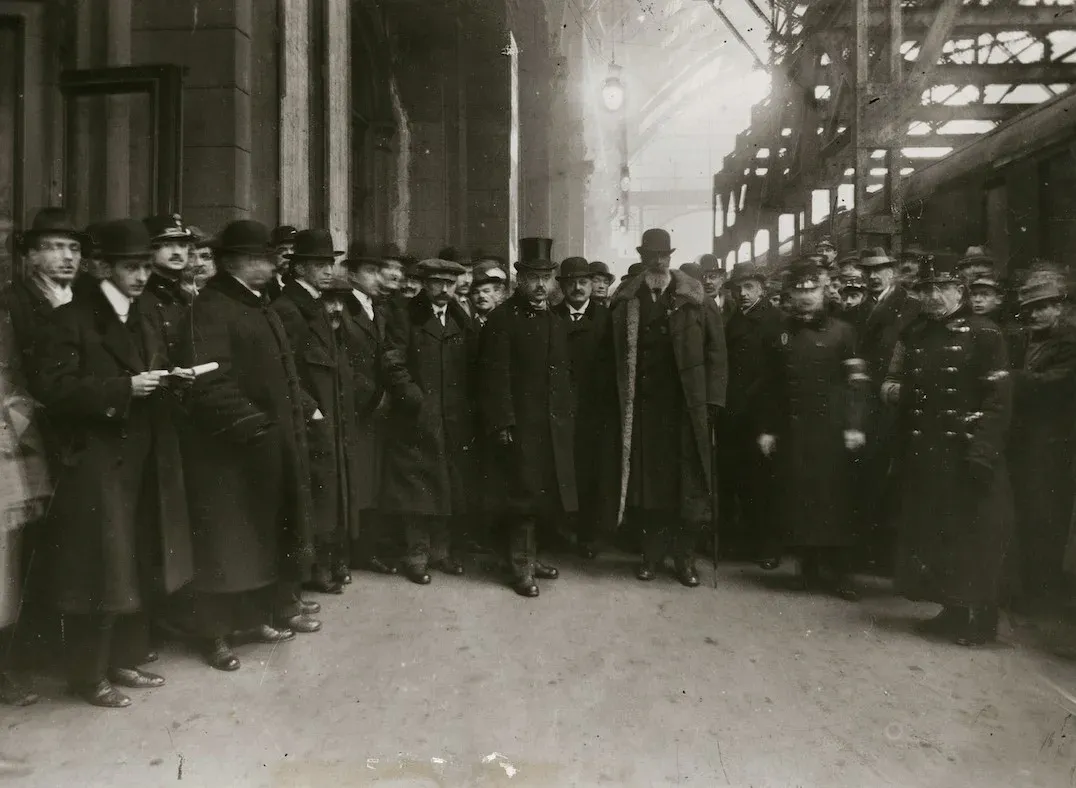 Melyik metró áll meg az Apponyi térnél? - kiemelt kép