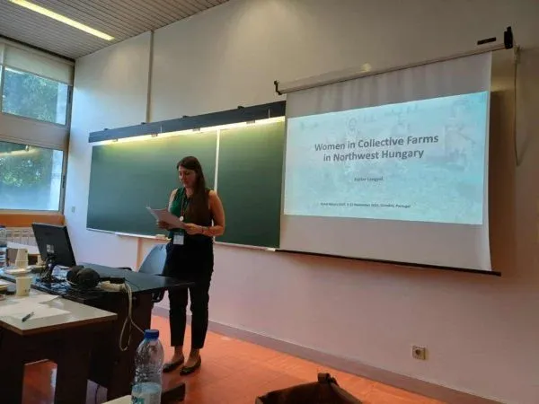 Kép: ESZTER-ELOADASA-600x450.webp