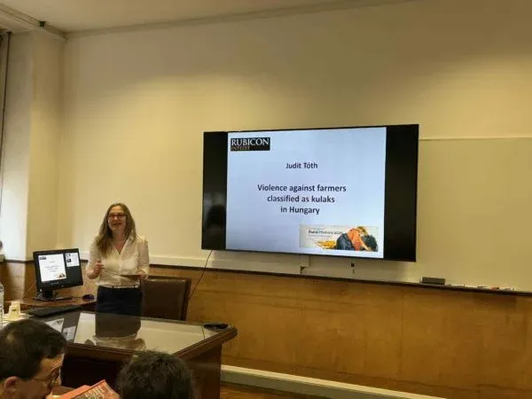 Kép: KULAKOS-ELOADAS-600x450.webp