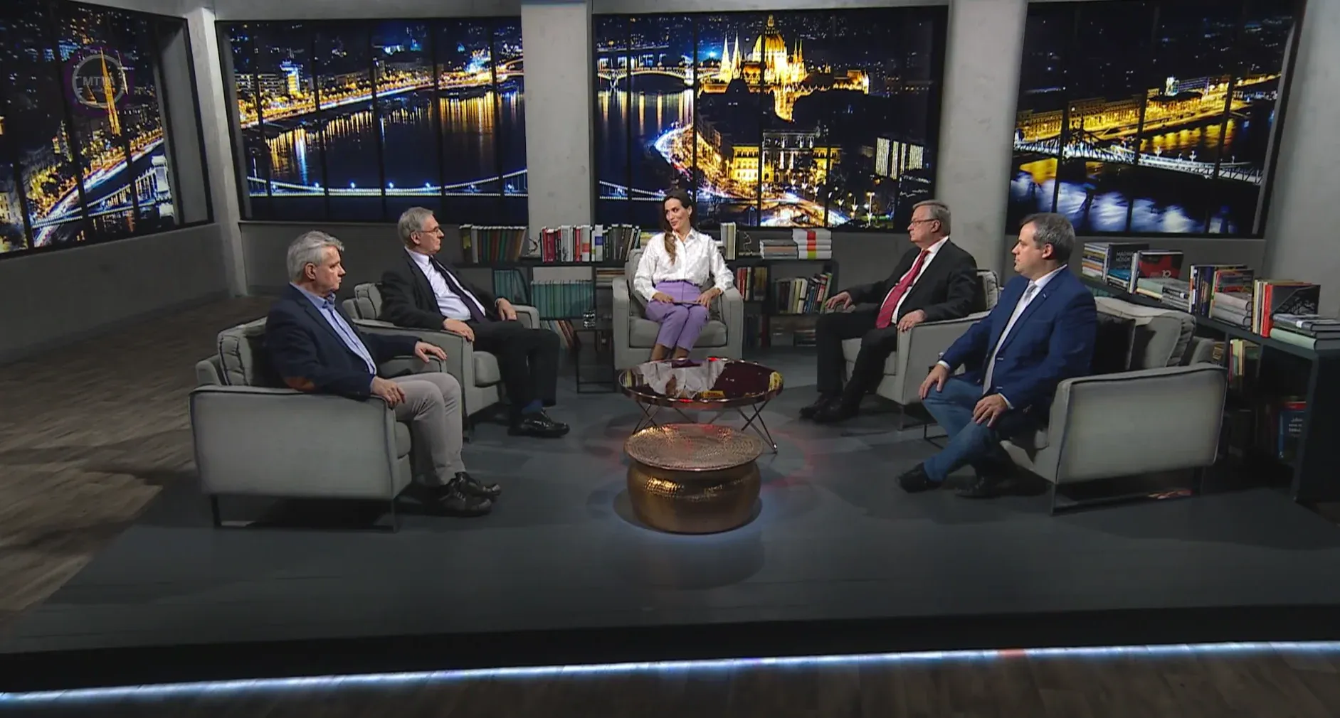 47 éve kaptuk vissza a Szent Koronát - kiemelt kép