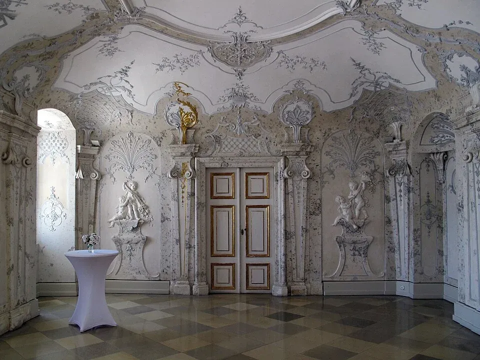 SchlossHof_-_Innenraum_Stefan_Holzner.JPG
