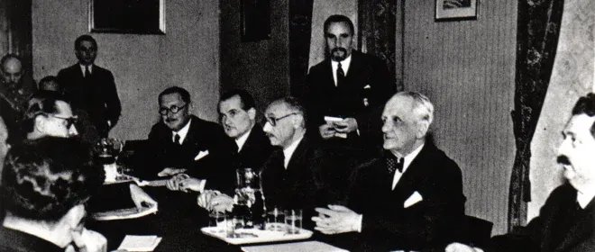 Befejeződnek a komáromi tárgyalások – sikertelen kísérlet a trianoni határok tárgyalásos revíziójára - kiemelt kép