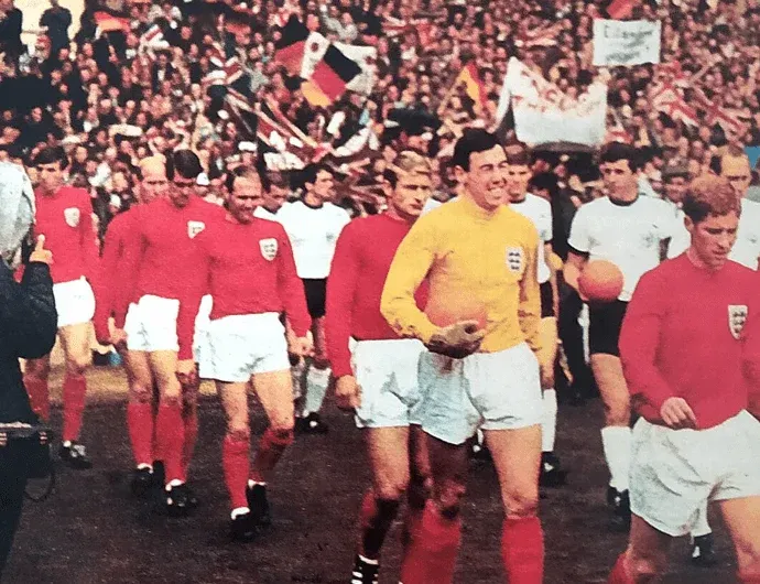 Angol győzelem a futball-világbajnokság döntőjében - kiemelt kép