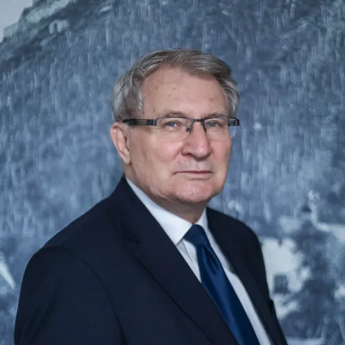 Szarka László profilfotója